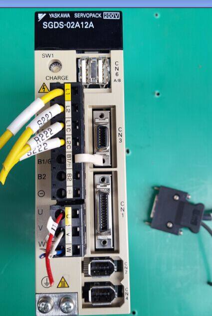 Old Anchuan Servo SGDS-02A12A plus Anchuan Motor SGMAS-02ACA21 Two hundred SGDS-01A12A