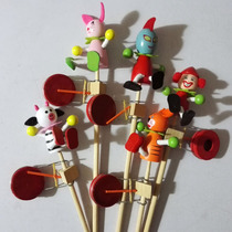 Wooden Toy Wooden Shake Cartoon Doll with Handle Can Shake and Snap Classic Nostalgic Toy