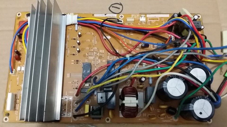 Suitable for Panasonic air conditioner frequency conversion external machine computer board motherboard A744497 2A7517BA