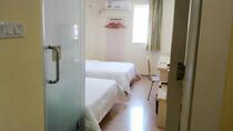 7-day hotel chain Hotel-Shenzhen Huaqiang Science Museum MTR Station Shop Ali specializes in double bed room