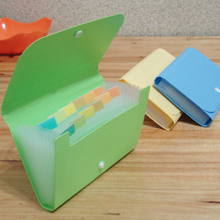 The right-hand 5561 Mini Multi-Clamping Bag Bill Clip (17 8 * 12cm) is suitable for bill passbook documents admission