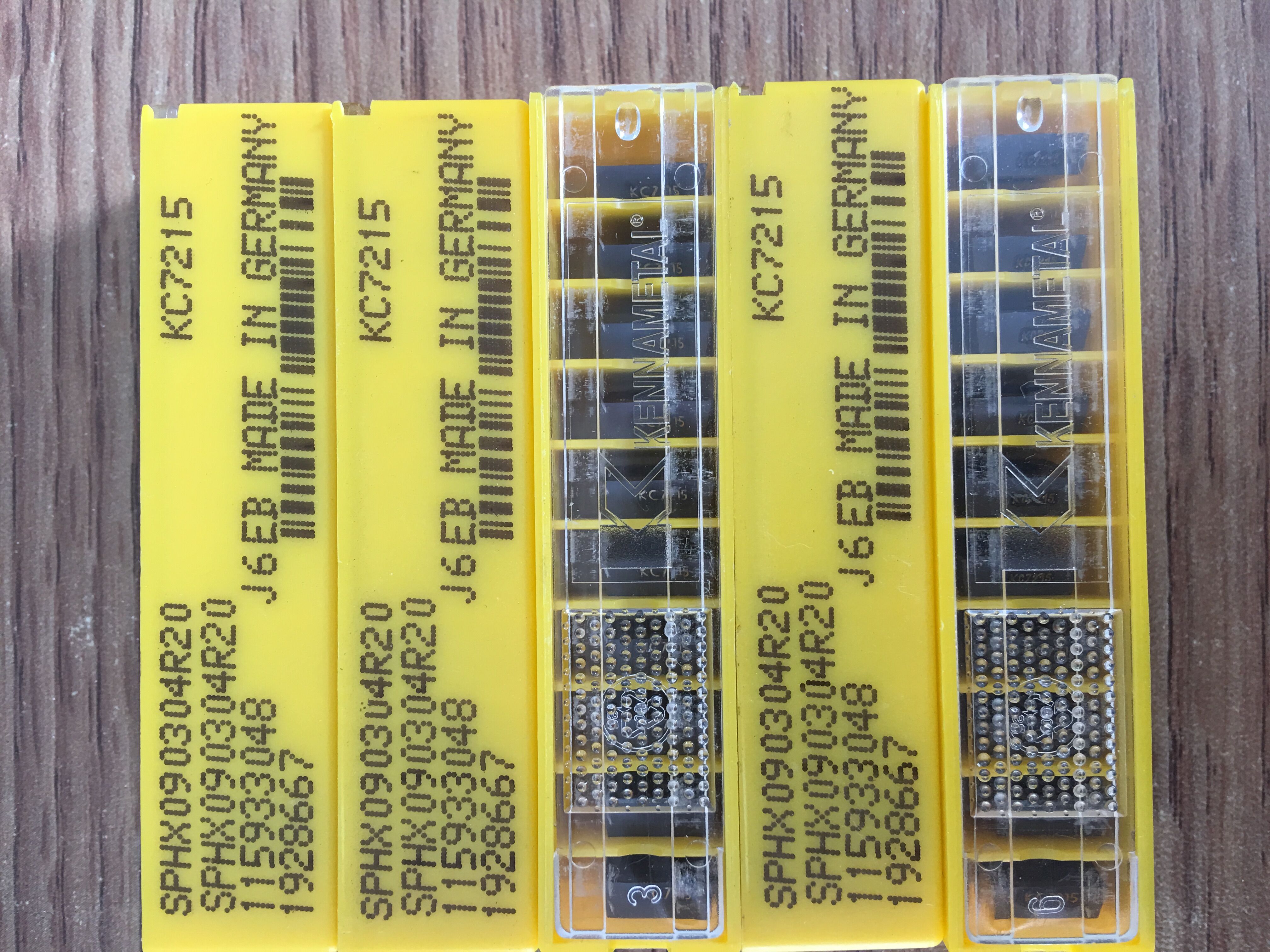 Authentic Kenner blade SPHX090304R20 KC7215, please ask for a price before shooting, thank you!