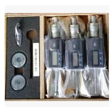 Japan Triple Fung Mitutoyo Three-point Type Inner Diameter Micrometer 468-983 (25-50 * 0001) Packaged