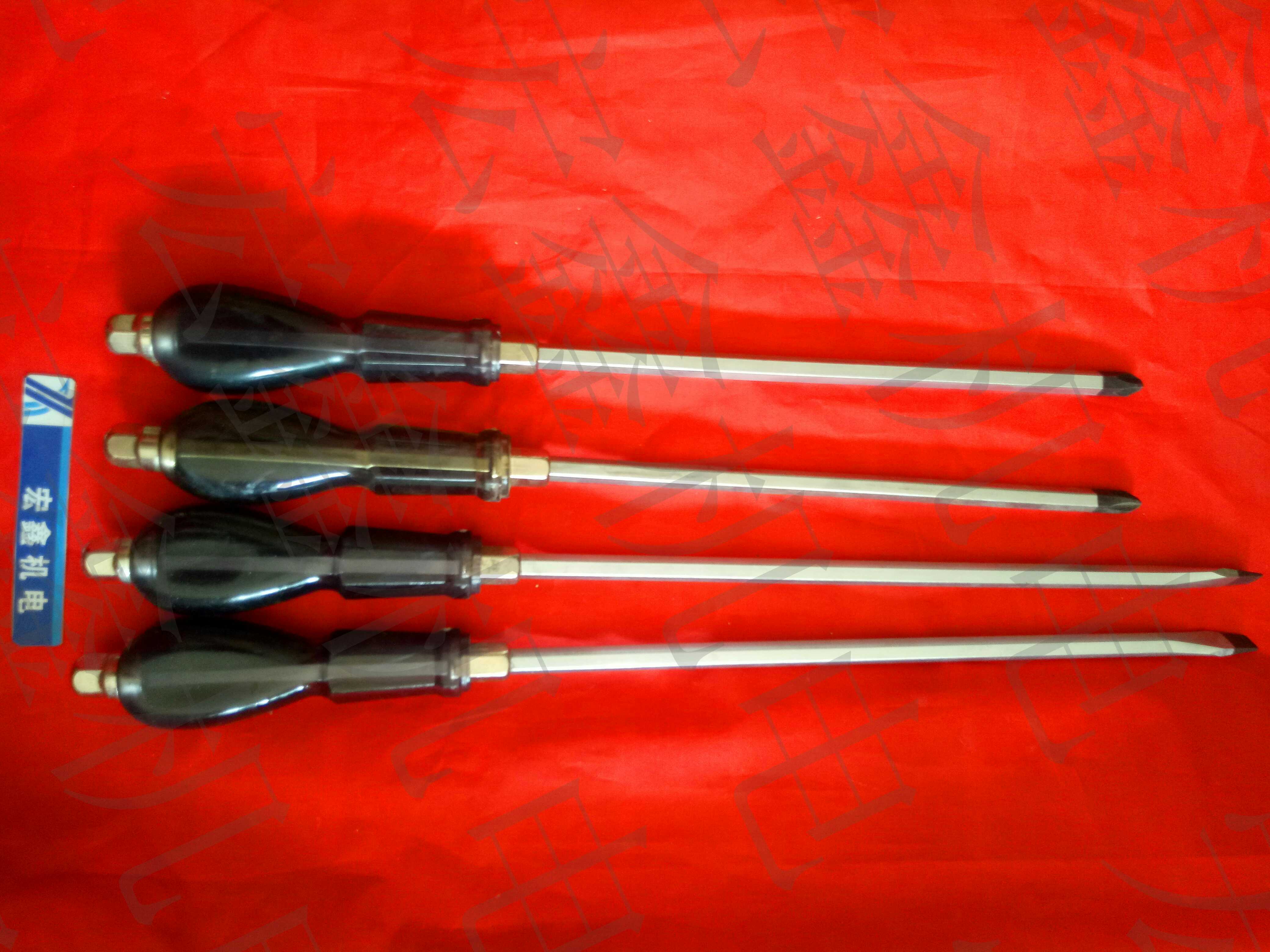 Tong-heart screwdriver can knock on the wearing heart screwdriver chrome vanadium steel lengthened cross I flat mouth with magnetic change knife