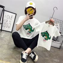 Summer new Korean family of three pure cotton parent-child t-shirt embroidery dinosaur short-sleeved family dress couple half sleeve