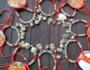 Handmade tuổi thọ khóa tay đỏ dây đeo vòng tay Miao bạc vòng chân trang sức trẻ em khóa 12 Zodiac vòng chân - Vòng chân lắc chân nữ handmade