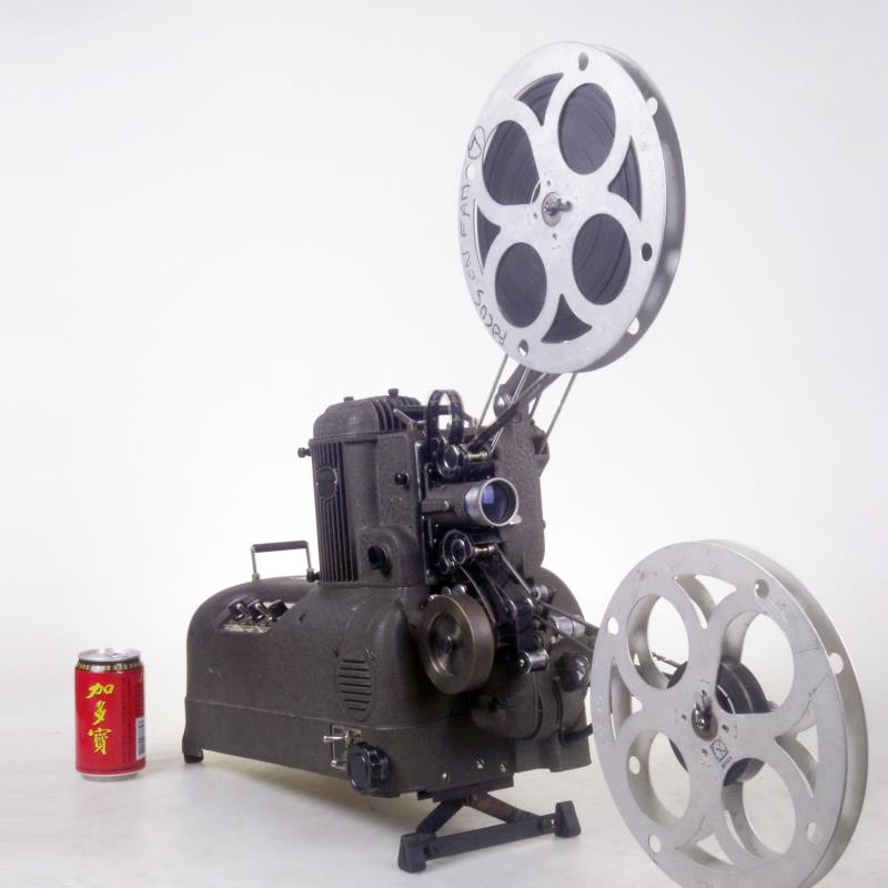 Old Objects Vigorous Ampro 16 mm 16mm Movie Machine PROJECTORS PREMIRE 10 Type of function Good