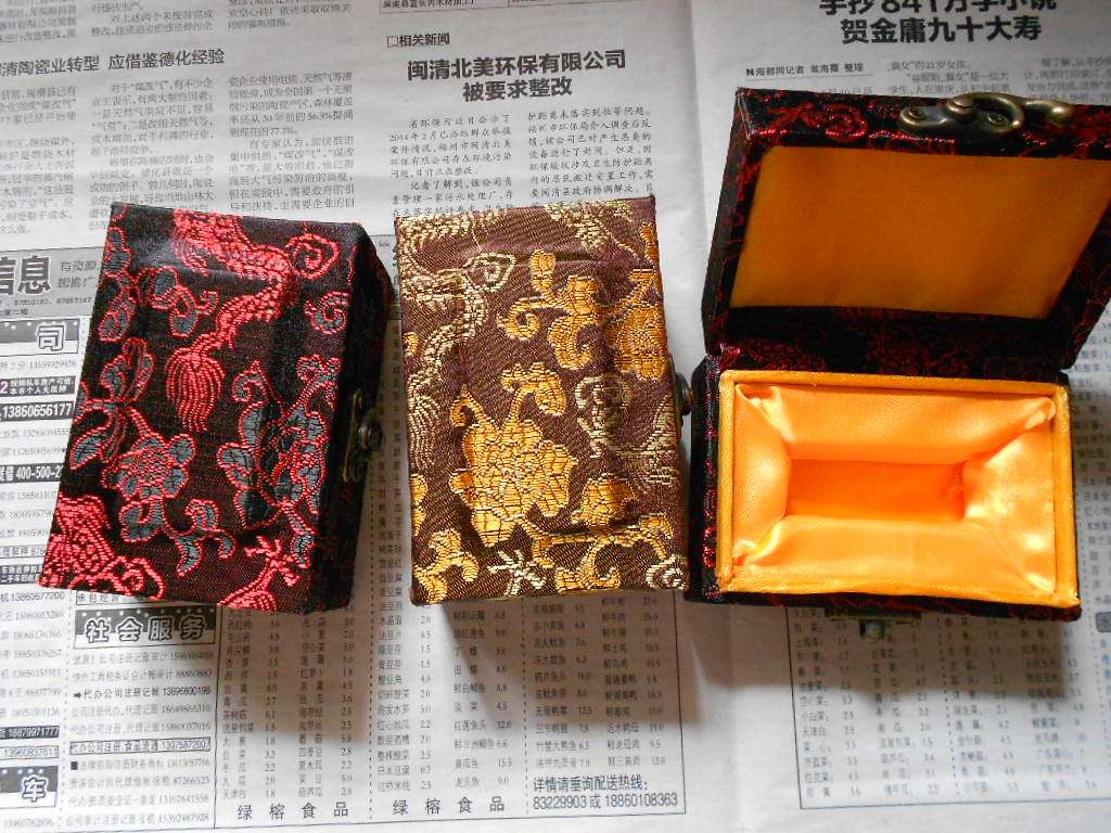 Full 30 beautiful seal brocade box dragon pattern copper buckle 4*6*9