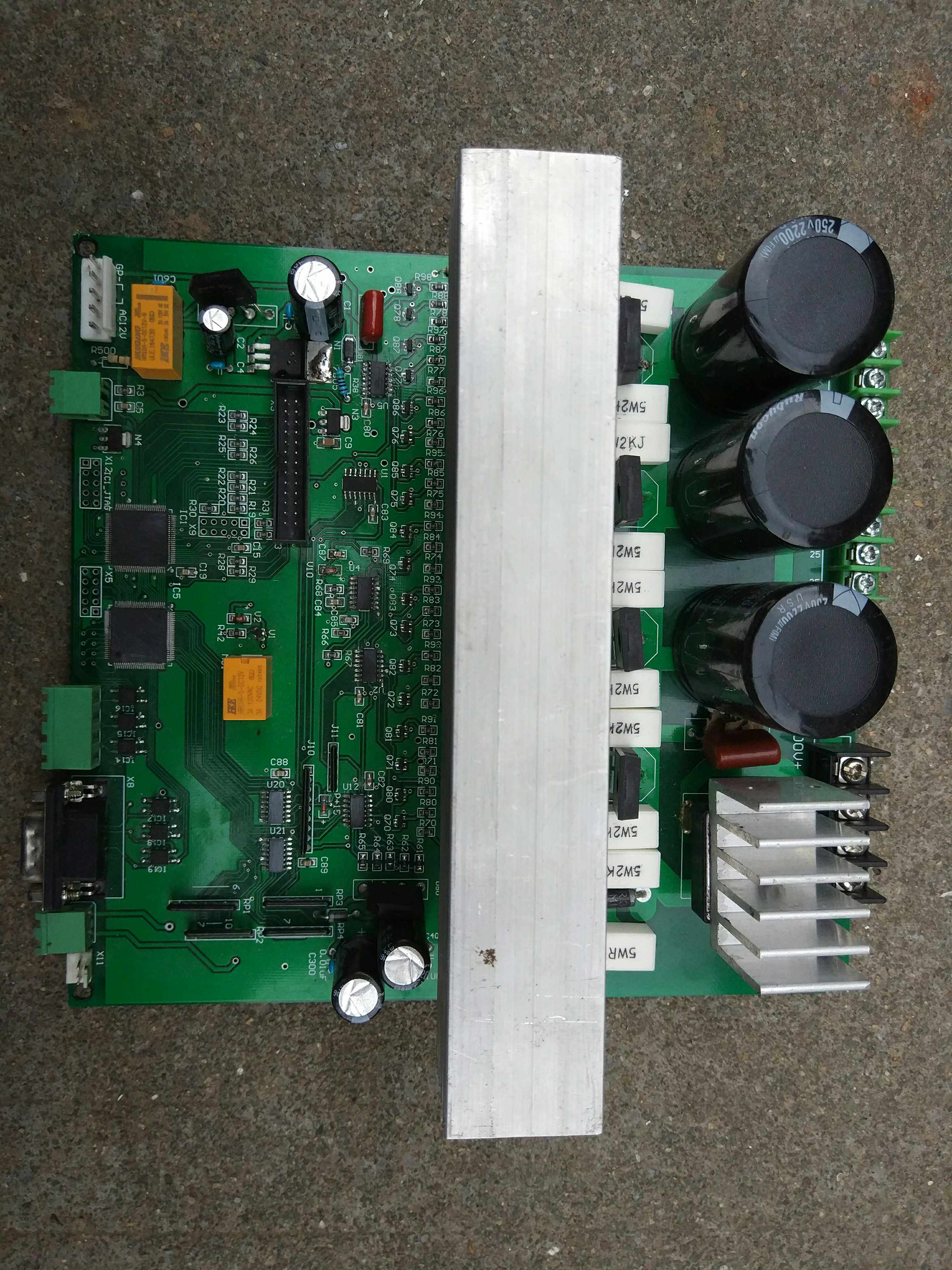High frequency board for walking silk in high speed
