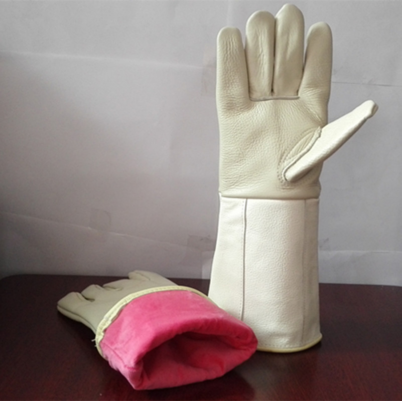 Cowhide extended activity five-finger baking high temperature insulation kitchen oven microwave oven anti-scalding oil-proof gloves