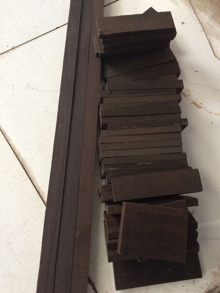 Erhu nesting Old mahogany Erhu wood nesting First-class wood Musical instrument accessories