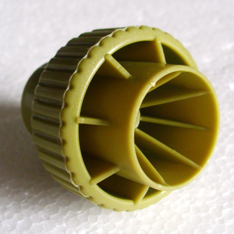 Universal drain valve (please leave a message model without message the model does not ship)