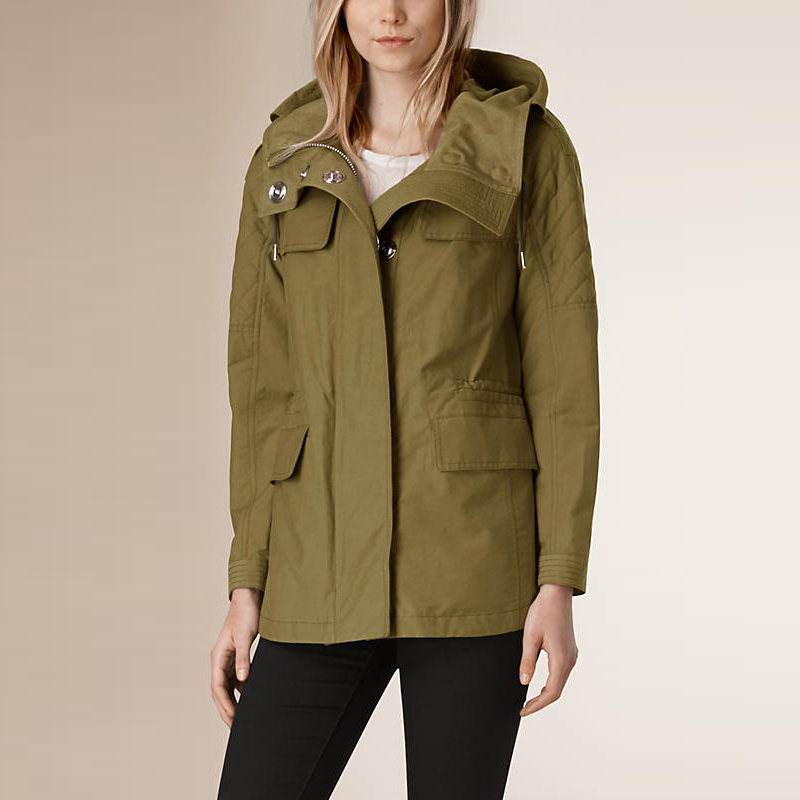 BURBERRY/博柏利功能性棉质混纺风雪夹克 40139191