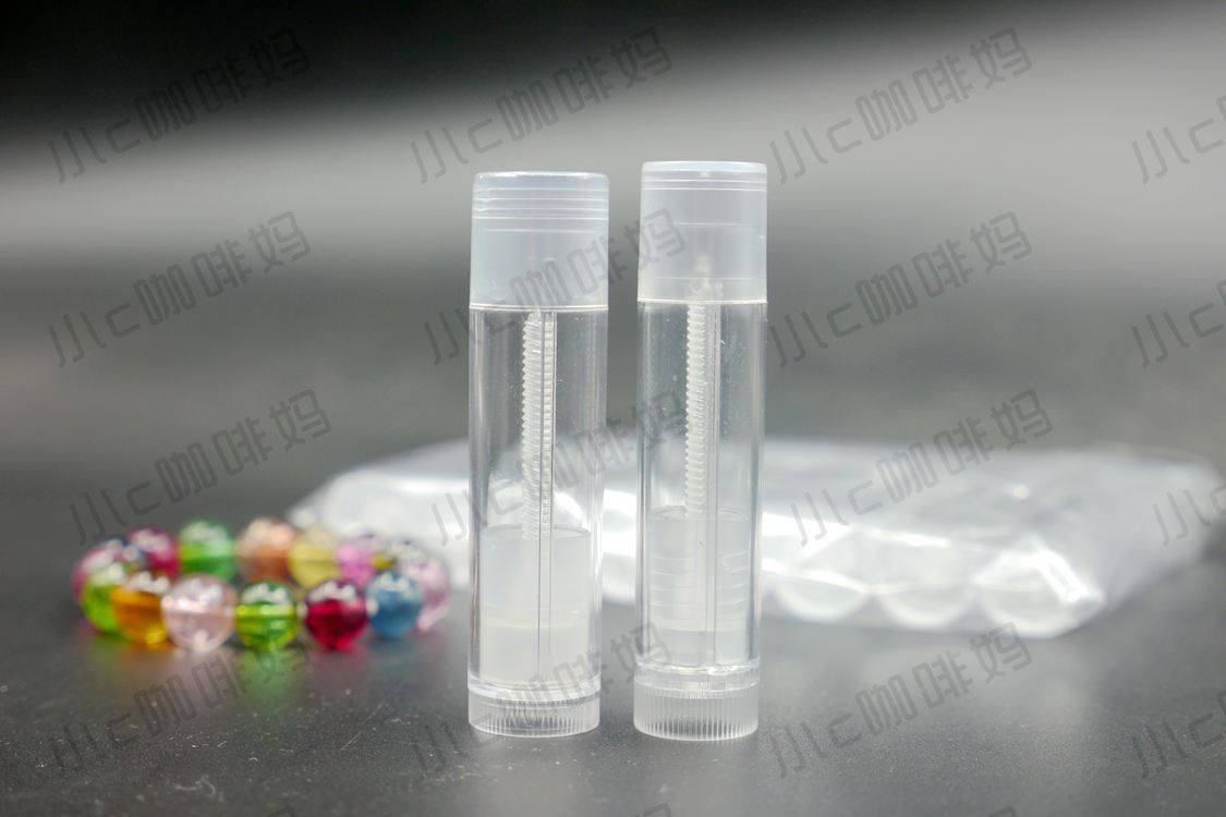 (recommended by mother c) 10 packs of truly transparent 6g lip balm tubes exported to Taiwan for comparison with imitations