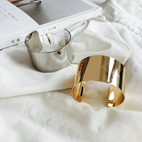 Hàn Quốc nặng tay đánh bóng kim loại mịn đơn giản trung tính hoang dã giả vàng 18k Nữ phiên bản Hàn Quốc của vòng tay trang sức rộng các mẫu vòng đeo tay bằng vàng 18k