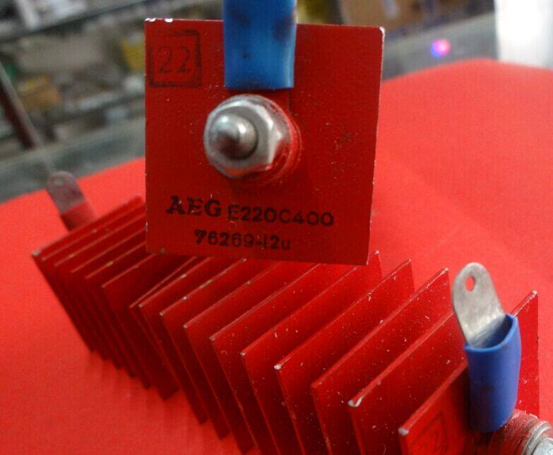 AEG E220C400 US devices are shown in Figure 5 only at the research price