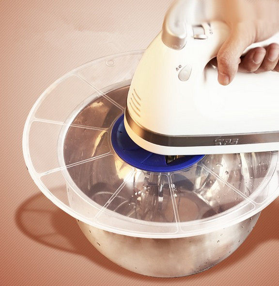 Baking tool to hit egg bowl splash cover and send egg - liquid light cream splash anti - splash