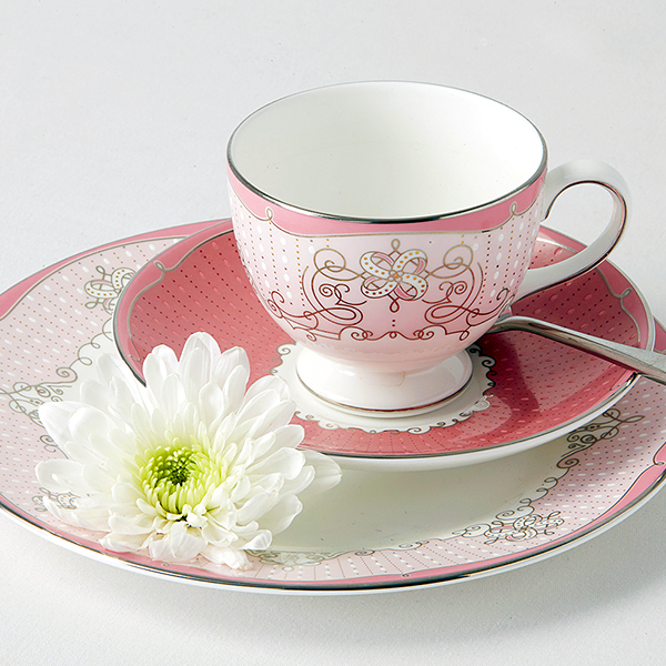 British Wedgwood Psyche "love in its ehrs pink ipads China tea/coffee cup + WMF run out