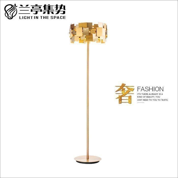 ��ͤ���ƺ��ִ�����ֽ�ɫ�ɱ�����ص� F00156F-1