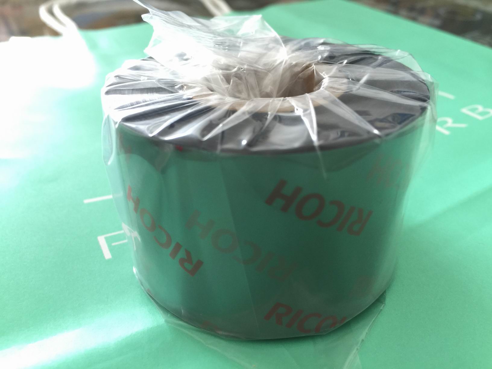 A special carbon belt for the treatment of light washed by light