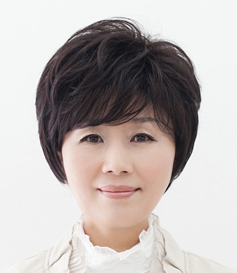 Middle-Aged and Elderly Women's Short Hair Wigs, Fluffy Short Curly Hair, Fashionable Women's Wigs for Middle-Aged and Elderly Mothers, Real Hair Wigs