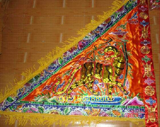 Book an upscale Tiger Flag Dragon Flag Dragon Tiger Flag handmade embroidery Buddha Embroidery Supplies-Taobao
