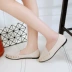 Phiên bản tiếng Hàn của đinh tán nhỏ nhọn thấp để giúp giày đơn đế phẳng với miệng nông thoải mái, giày nữ công sở cỡ lớn đi lại