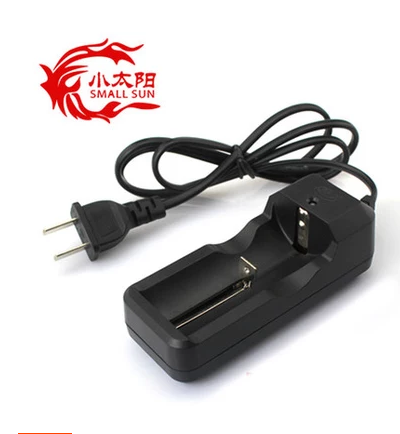 Small Sun 18650 Lithium Battery Charger Single Sink Universal Universal Glare Torch With Wire Charger