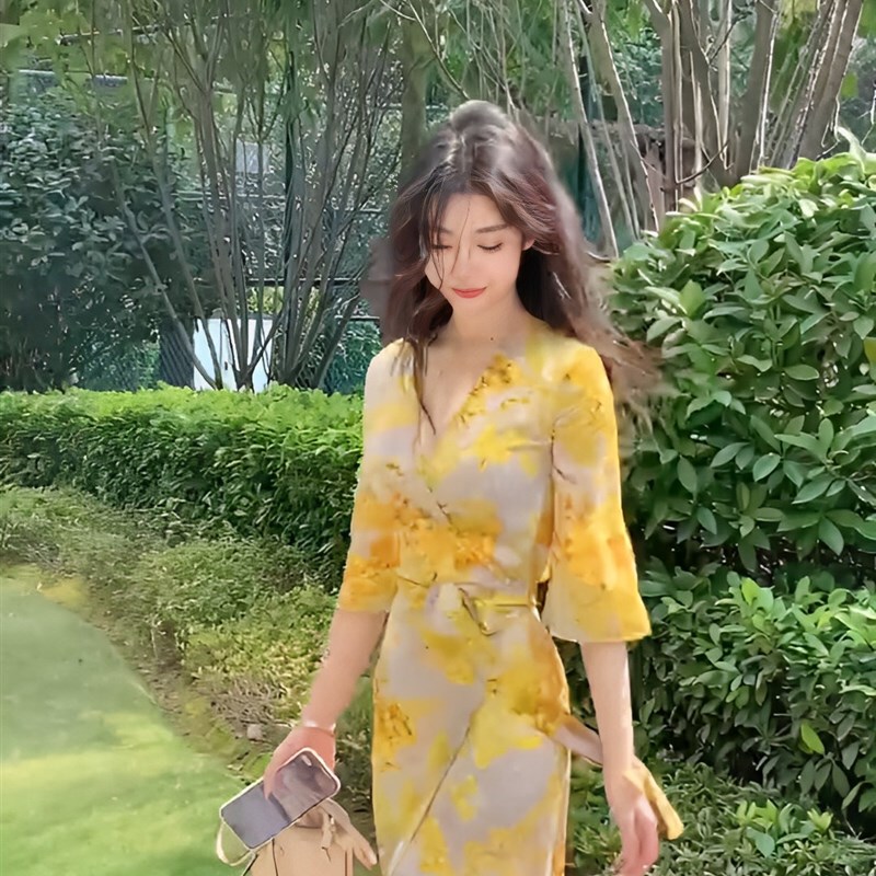2023 Golden Floral French-Style Printed Wrap-Around Slim-Fit Vn-Neck Slit Vacation Long Dress 2023 Golden Floral French-Style Printed Wrap-Around Slim-Fit Vn-Neck Slit Vacation Long Dress