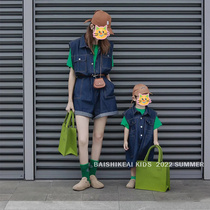Street style parent-child wear mother-child wear 23 summer style versatile T-shirt G fashion casual denim jumpsuit childrens suit