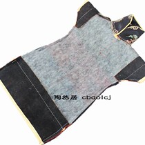 Chinese-style ethnic silk cheongsam Tang suit classical red wine bottle set festive items for foreigners as gifts