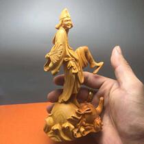 Thuja wood carving living Buddha Jigong Xiaoyao monk Daoji ornaments subduing the dragon Arhat N statue home worship solid wood decoration