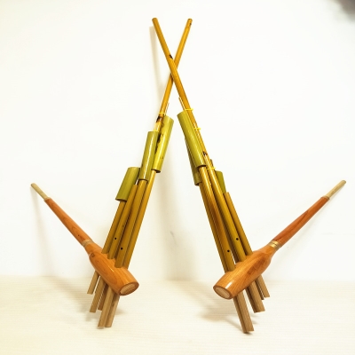 Lusheng Miao Guizhou bamboo musical instrument props ethnic medium trumpet performance Yunnan six-tube Miao handmade trumpet stage