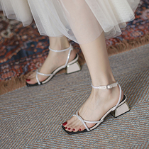 Water Drill Sandal Women Summer Middle Heel 2022 New Fairy Wind-Style Cingulum Fashion style Coarse Heels with Roman Shoes