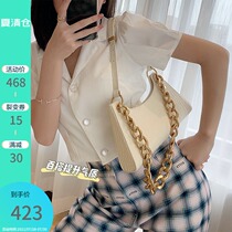 (Lv Xiaobu)Crocodile pattern armpit bag