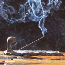 Line incense burner home agarwood incense seat natural black stone retro stone carving tea ceremony Zen sandalwood lotus incense insert ornaments