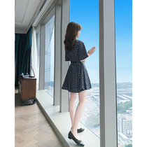 Sweet floral dress 2021 new female Xia Hepburn wind waist skirt small man French temperament summer