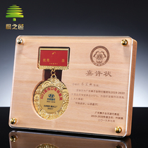 Medal custom solid wood license plate custom creative metal meritorious honor medal veterans retirement souvenir production