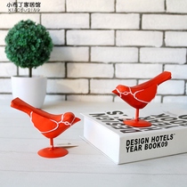Nordic Wood Mini Bird Swing Piece Pure Handmade Painting Emulation Small Bird Living Room Furnishing Home Shop Window Decorations