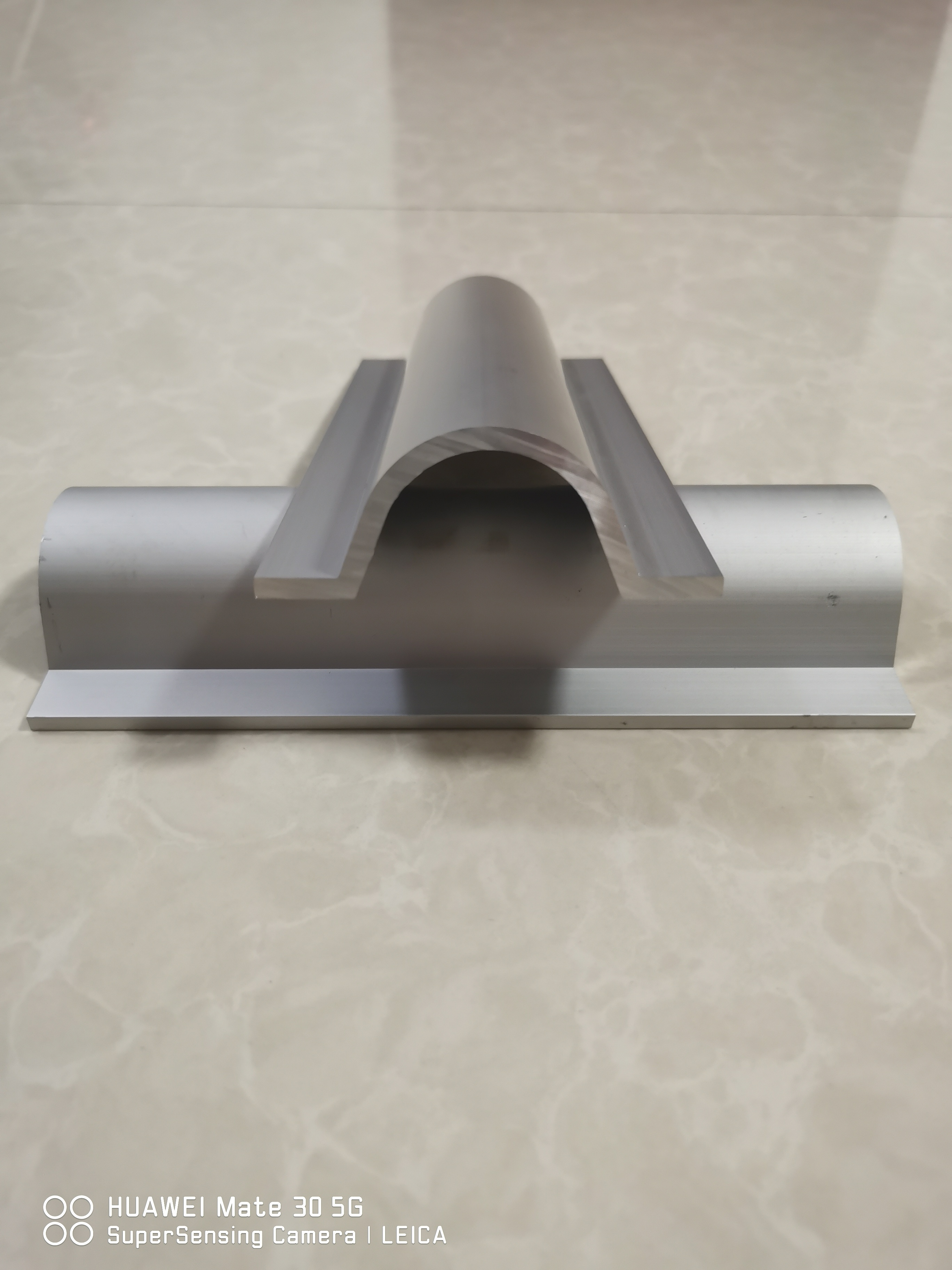 Aluminum mold water supply pressure groove mold wall water pipe reserved groove pressure strip aluminum alloy strip wall construction special pressure groove