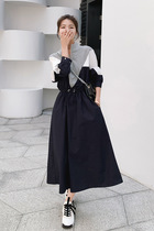 MAJE KARA In early spring of 2022 the niche was fashionable and showed thin collar contrast dress with knee-length skirt.