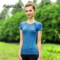 Yoga womens summer short-sleeved fitness jacket professional with chest pad yoga T-shirt plus size slim yoga top