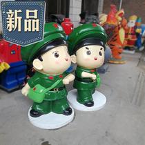 FRP cartoon small Red Army sculpture Red Party building revolution sculpture z Campus Square Park shopping Mall floor pendulum