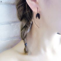 Sketch Goethe wind black flower bone long earrings earrings Korean temperament personality ear studs earrings ornaments women