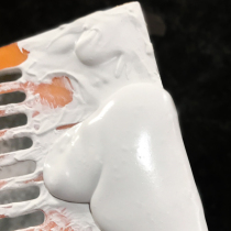 Emery putty paste: pour on the ground with a scraper to flatten and dry to increase the thickness of about 2mm