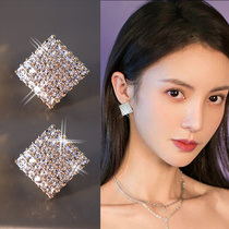 Square earrings High sense earrings 2021 New Tide Korean temperament Net red pop style simple cold wind earrings female