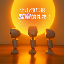 Sunset sunset light bedroom photo mood atmosphere net red sunset light astronaut atmosphere projection night light gift