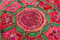 Jinxiu Cheng old embroidery with handmade flat embroidery broken thread embroidery 42 * 43cm A- 179