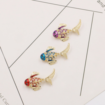 Golden Fish Brooch Women Ins 100 Buckle Needle Individuality Clothing Chest Flower Mini-Pin Fashion Neckline Fixed Ornament