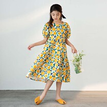 Korean CUHK virgin girl summer Western style flower round neck loose floral bubble sleeve high waist mid-length dress
